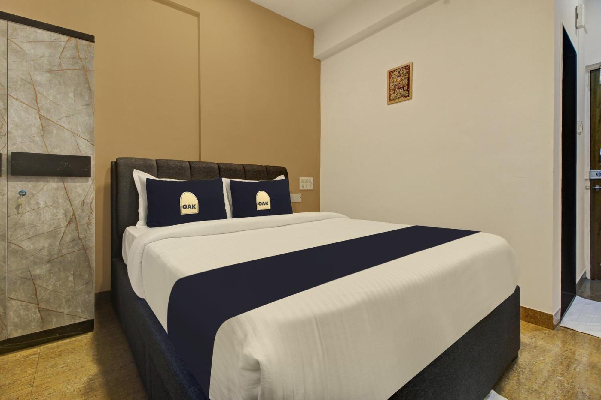 Super Collection O Grey House Hotell Pune Exteriör bild
