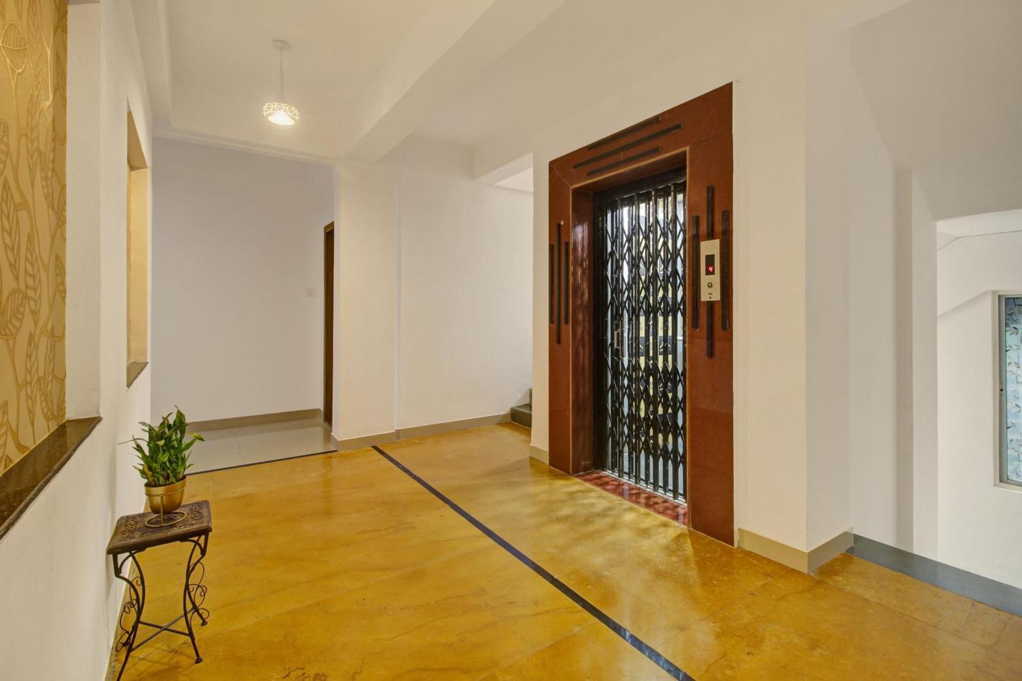 Super Collection O Grey House Hotell Pune Exteriör bild